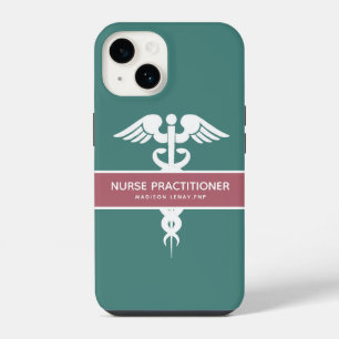 Coque Pour iPhone 14 Infirmière praticienne personnalisée Dark Teal Méd
