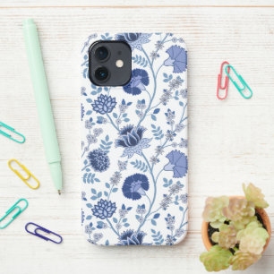 Coque iPhone 12 Jacobean Floral Big Motif Blues sur blanc