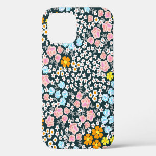 Coque iPhone 12 Jardin fleuri avec roses et fleurs sauvages. Vinta