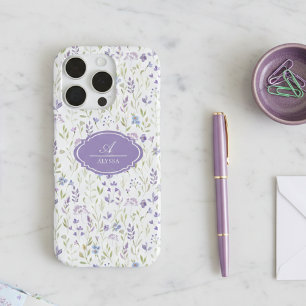 Coque iPhone 16 Pro Monogramme de fleur sauvage violette personnalisé
