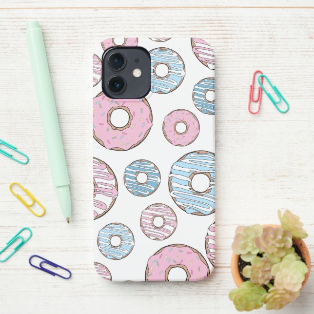 Coque iPhone Motif De Donuts, Donuts Roses, Donuts Bleus (Sur le bureau)