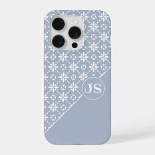 Motif de fleurs blanches sur fond bleu poussiéreux