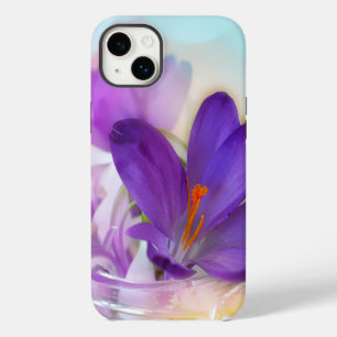 Photo d'un joli Crocus de printemps violet