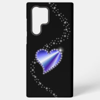 Coeur arc-en-ciel violet avec étoiles sur noir