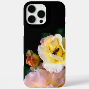 Coques iPhone 16 Pro Max Abeille sur roses rose jaune Fleurs