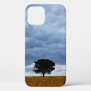 Case-Mate iPhone Case Arbre dans un champ vide