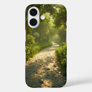 Coques iPhone 16 Chemin de la forêt illuminée