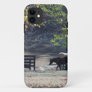 Case-Mate iPhone Case Cheval Brun traversant une clôture