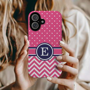 Coques iPhone 16 Chiffres Chevron Rose et Navy Preppy Monogram