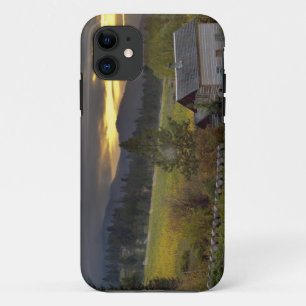 Etui iPhone Case-Mate Ciel de coucher de soleil sur des vignobles et une