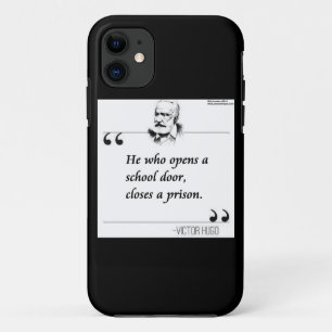 Coque iPhone 11 Citation de la porte de l'école Victor Hugo iPhone