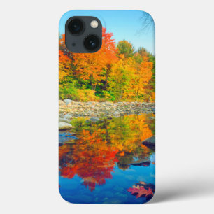 iPhone 13 Case Couleurs d'automne se reflétant dans un ruisseau d