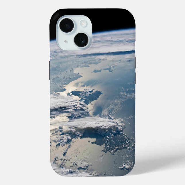 Coques Case-Mate iPhone Des Nuages Autour De Sumatra, Indonésie. (Verso)