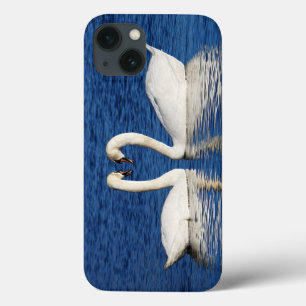 Case-Mate iPhone Case Deux cygnes blancs forment le signe du coeur
