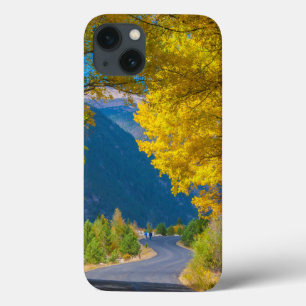 Case-Mate iPhone Case États-Unis, Colorado. Route flanquée de trembles