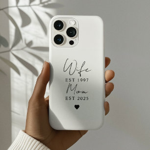 Coques iPhone 16 Pro Femme Maman EST 2025   Cadeau personnalisé minimal