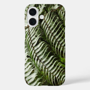 Coques iPhone 16 Fern Fronds II Dark Green Nature