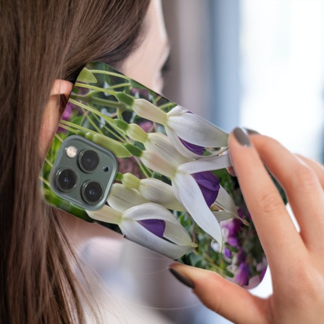 Coques Case-Mate iPhone Fleurs Fuchsia violettes et blanches (In Situ)