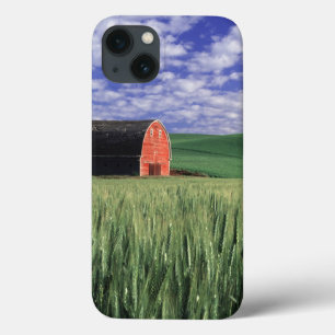 Etui iPhone 13 Grange rouge dans un champ de blé et d'orge à Whit