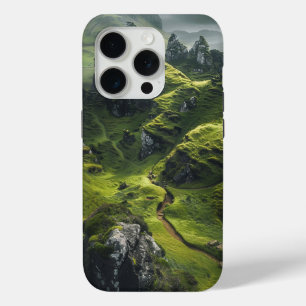 Coque iPhone 15 Pro Hautes Terres Enchantées