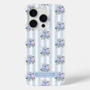 Coque iPhone 15 Pro Hydrangeas Bleus et Roses Monogrammées