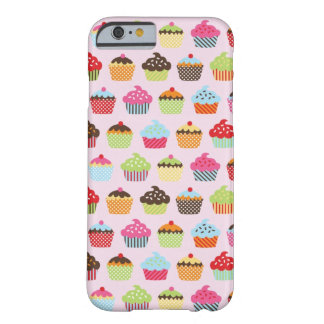 Coque Barely There iPhone 6 Jolis Cupcakes