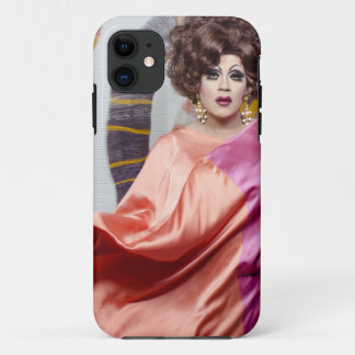 Coque iPhone 11 Juanita DAVANTAGE !