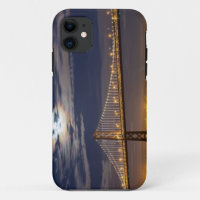 La lever de la lune ce soir au-dessus du pont de