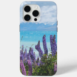Coque iPhone 15 Pro Max lavande sur le rivage du lac