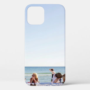 Case-Mate iPhone Case Les gens sur le sable blanc au bord de la plage