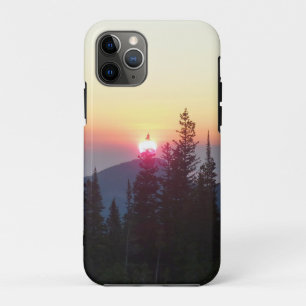 Case-Mate iPhone Case Lever de soleil dans la forêt aux Montagnes Rocheu
