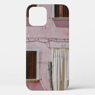 Case-Mate iPhone CASE MAISON EN BÉTON ROSE AVEC TROIS FENÊTRES ET UNE PO
