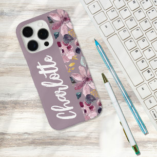 Coques iPhone 16 Pro Motif floral de lilas monogramme