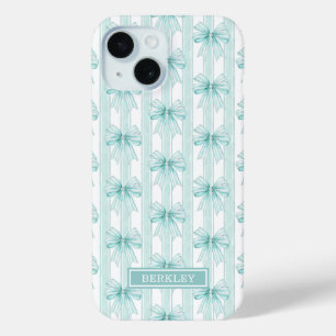 Coque Pour iPhone 15 Nœuds Coquette Aqua sur Rayures Monogrammées