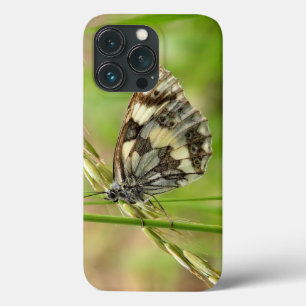 Case-Mate iPhone Case Papillon blanc marbré sur l'herbe