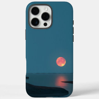 Coques iPhone 16 Pro Max Pleine Lune Cramoisi sur Eaux Calmes