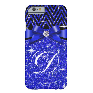 Coque iPhone 6 Barely There Saphir du monogramme | de diamant de Chevron Bling