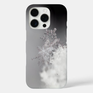 Coques iPhone 16 Pro Snowmans & Snowflakes Motif sans couture