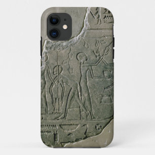 Coque iPhone 11 Soulagement de Bas des prêtresses vendangeant,