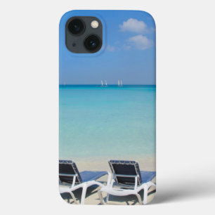 iPhone 13 Coque Varadero, Cuba. Sand And Beach Chairs