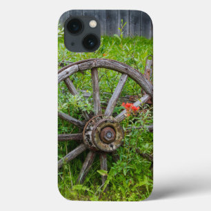 iPhone 13 Coque Vieilles roues dans la ville historique 3 de vieil