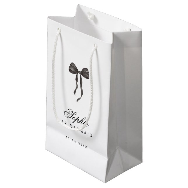 Coquette Bow Französisch Stilvolle Bridesmaid Name Kleine Geschenktüte (Vorderseite Schrägansicht)