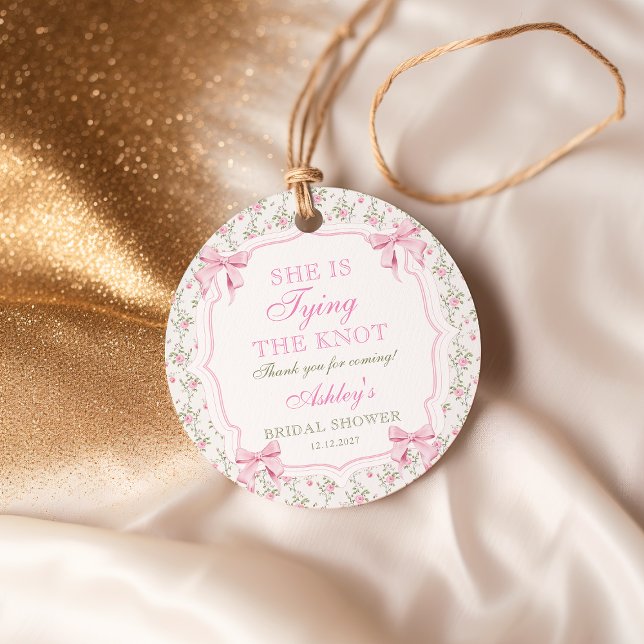 Coquette Bow Sie bindet das Brautparty des Knotens Geschenkanhänger (Von Creator hochgeladen)