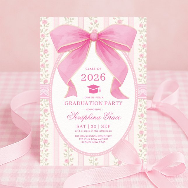 Coquette Pink Bow Shabby Chic Graduation Party Einladung (Von Creator hochgeladen)