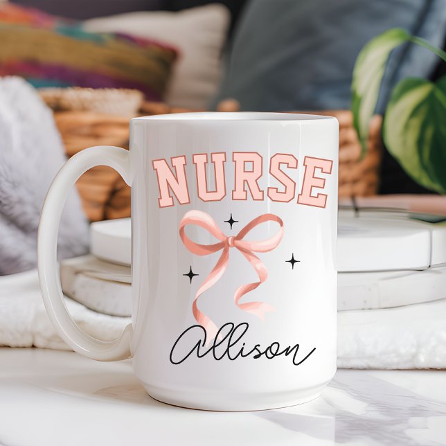Coquette rose Mug infirmière, Cadeau de fin d'étud (rn gift, nurse graduation mug, personalized nurse mug, custom name nurse mug, medical grad mug,)