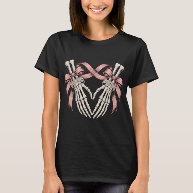 Coquette Skeleton Hands Heart Pink Bows Pastel Got T-Shirt (Vorderseite)