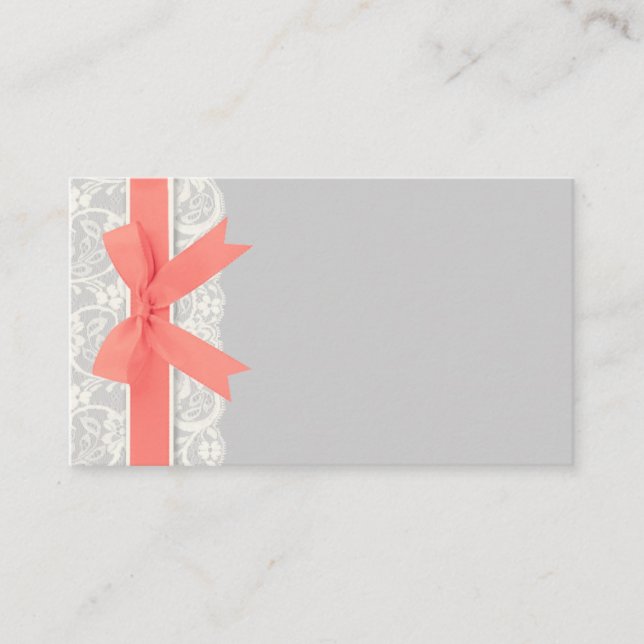 Coral Bow auf Elfenbeinspitze und graue Platzkarte (Vorderseite)