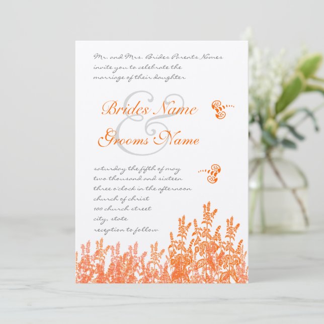 Coral & Gray Blume Butterfly Hochzeit Einladungen (Stehend Vorderseite)