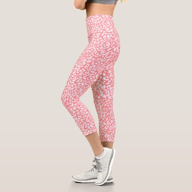 Coral Leopard Print Pattern Capri Leggings (Links)