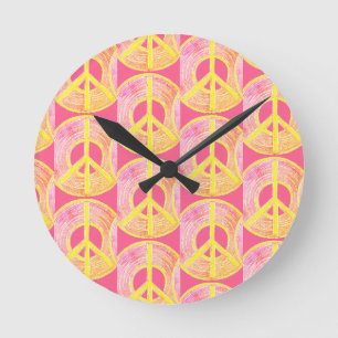 Coral Peace Sign Wall Clock, 8" Rundakrylus Runde Wanduhr